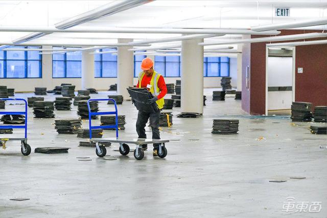 欧美车企集体转产医疗物资：纽约市长@马斯克求援