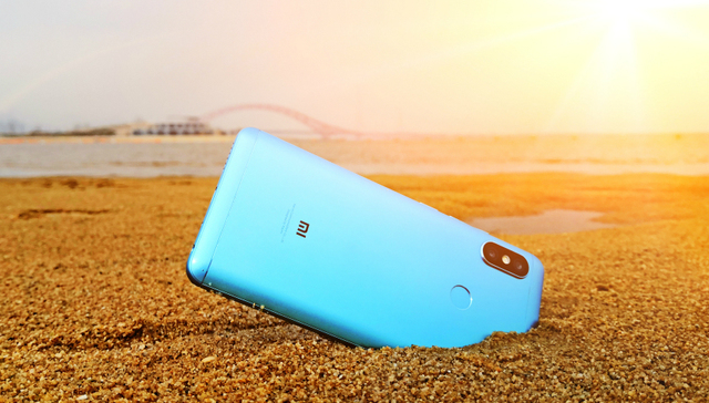 智能手机,中国市场,小米,雷军,华为,荣耀