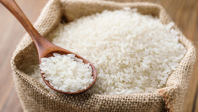 甘肃部分市民抢购囤积米面，官方回应：粮食库存可满足8个月以上供应