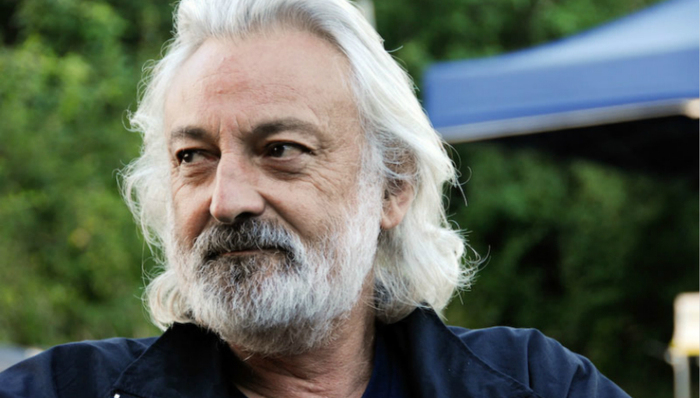 文娱早报 | 英国演员安德鲁·杰克因新冠去世 三部日剧受新冠病毒影响推迟播出