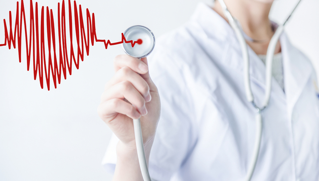 银保监会规范长期医疗险费率，首次费率调整不早于产品上市后3年