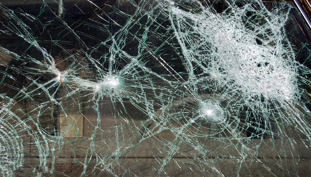 北京一凯迪拉克追逐竞驶酿车祸 涉事司机已被刑拘