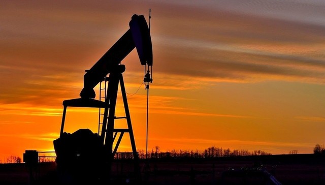 国际油价“报复性”反弹，油气主题基金该怎么买？