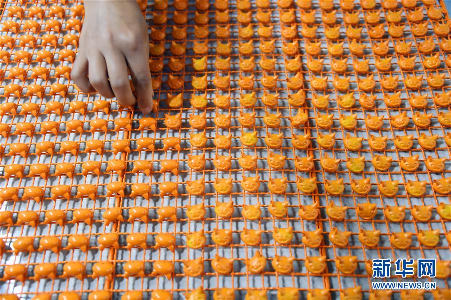 #（聚焦复工复产）（3）湖北恩施：“扶贫工厂”复工就业忙