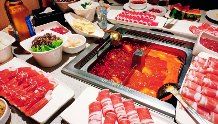 新型冠状病毒肺炎,疫情防控,海底捞,堂食,涨价