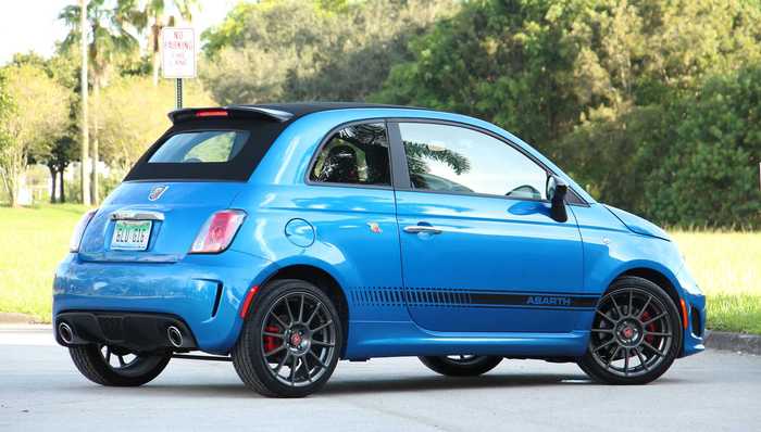 为纯电版腾出销售空间，“小猛兽”菲亚特500阿巴斯将在本周停产