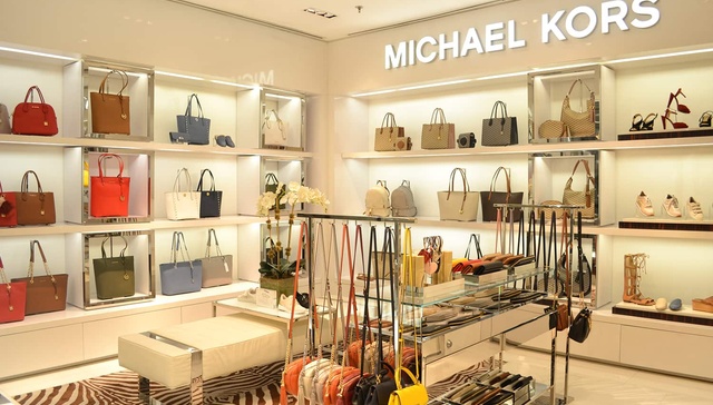Michael Kors母公司7000余名员工放无薪假，美国门店6月后重开