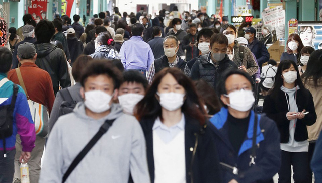 全球累计确诊逾215万例，盖茨基金会追加1.5亿美元抗疫捐款｜国际疫情观察（4月17日）