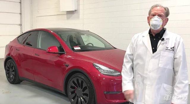 为看清特斯拉Model Y线缆的真面目 他拆了这辆车