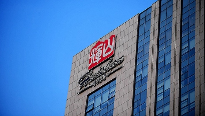 辉山乳业,退市,伊利