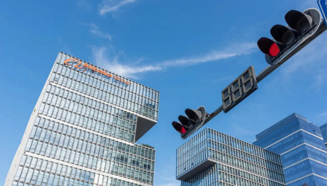 阿里巴巴,企业文化,花花董花花,微博,蒋凡,张大奕,人事变动