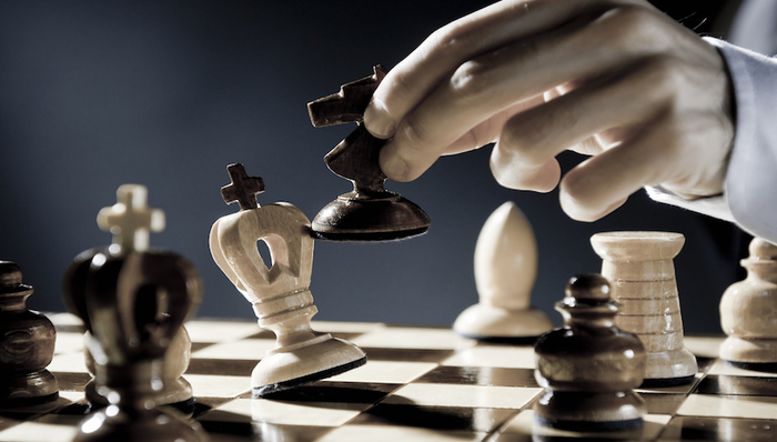 原油期货跌破0线之后：中行暂停交易原油宝，工行发风险提醒