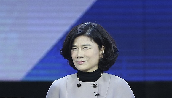 快看 | 董明珠完成直播首秀，格力充电宝成最热卖产品