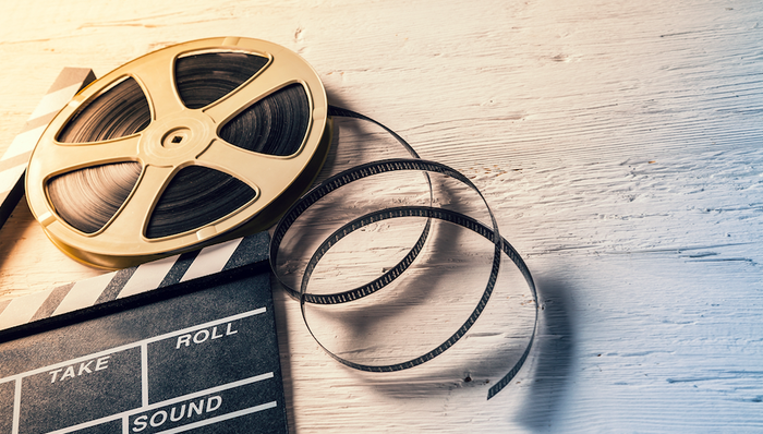 华谊兄弟,阿里,腾讯,万向系,复星,豫园股份,定增,退市,负债