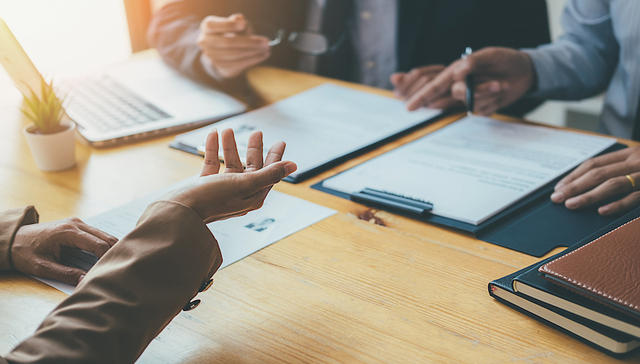 中泰首席经济学家李迅雷卸任研究所所长，副所长戴志锋接棒