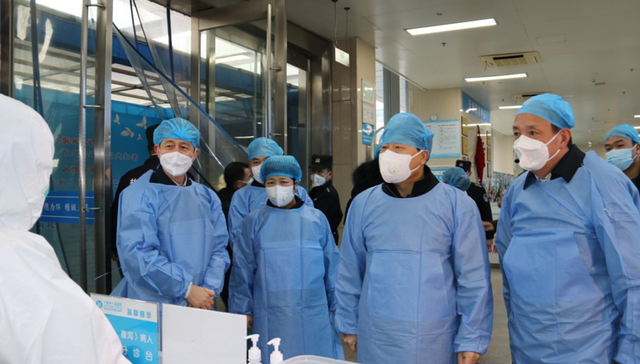 钟森,预检分诊,新冠,人民医院,确诊,战争,院感,疫情防控,健康报,疫