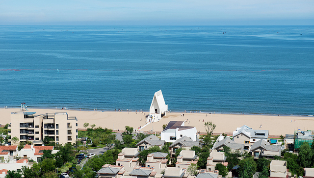阿那亚恢复开放，前往这个海边的艺术圣地放飞一下