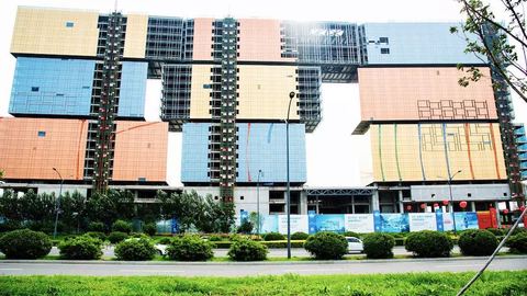 【深度】零售业败退、文旅停工，“千亿”复华难自救