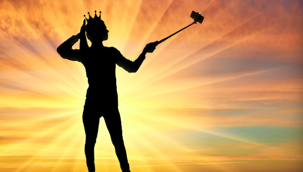 自恋如何侵蚀了当代爱情？