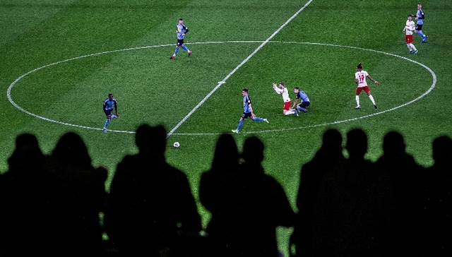 世界体育在艰难中重启