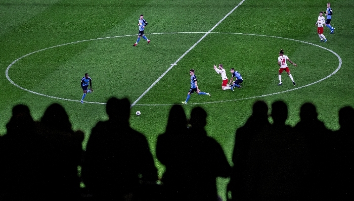 世界体育在艰难中重启