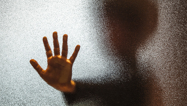 全国人大代表：建立性侵未成年人犯罪信息资料库并全国联网公开