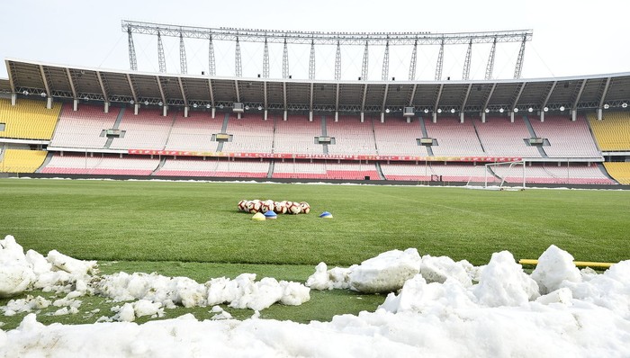 百年梦想扛不过五天现实，中国足球的奇葩大会又来了