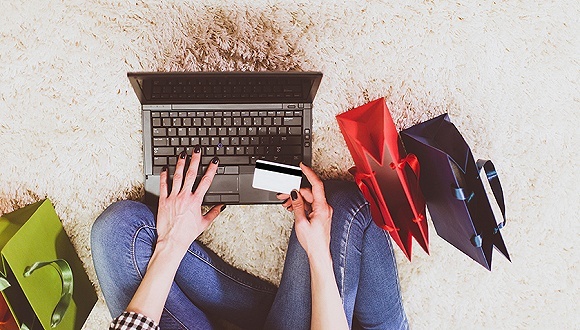 阿里拼多多同日发财报，电商竞争进入白热化阶段