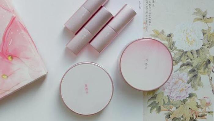 花西子,完美日记,美妆