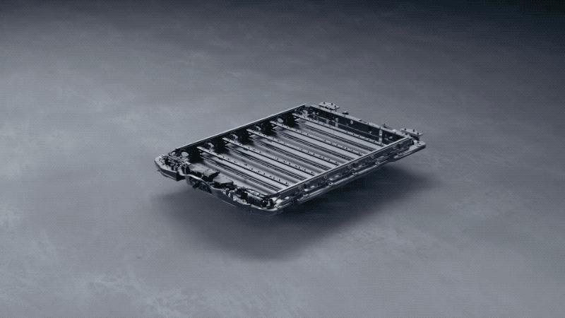 宁德时代比亚迪隔空斗法背后：三元锂真要玩完了？