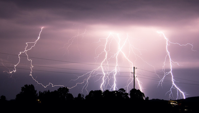 SpaceX,发射,天气,闪电,规定,云层,病毒