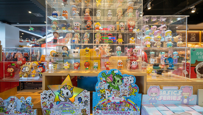 盲盒，文创，直播周