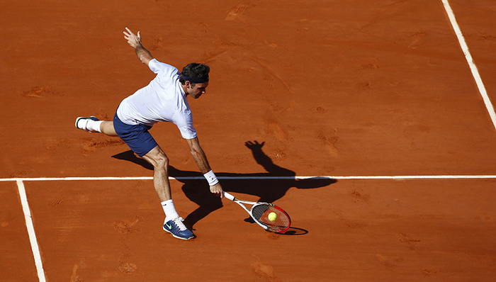 费德勒力压C罗梅西成体坛吸金王，但这份榜单耐克最抢镜