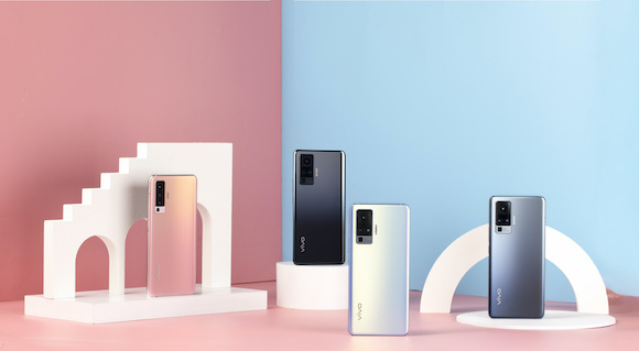 把云台塞进手机 vivo X50系列会改变手机影像规则吗？