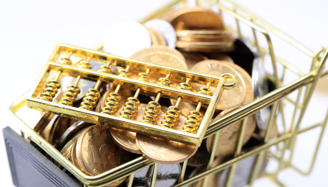 入职东吴基金仅半年，原长江证券总裁邓晖成功招兵买马，公募老将陈军盟，整顿也大刀阔斧