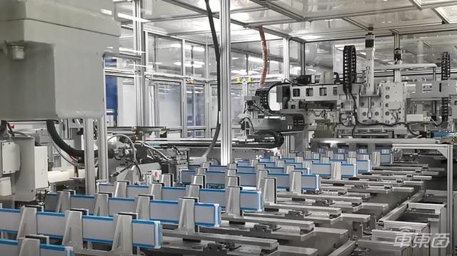 探秘比亚迪刀片电池工厂：今年产能已被预订一空