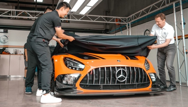 全新梅赛德斯-AMG GT3 EVO赛车发布