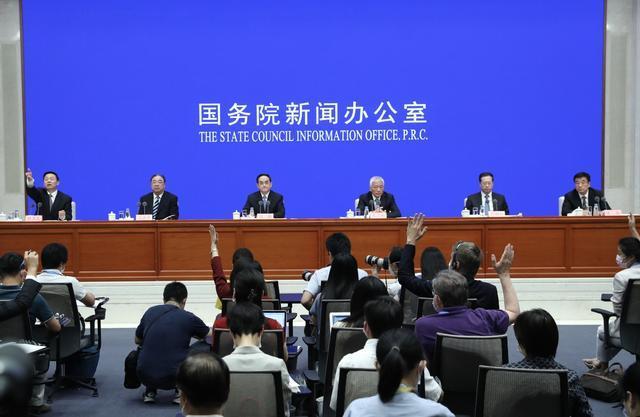 疫情防控,危重型,平行检测,磷酸氯喹,对外医疗援助,现汇援助,共同体意识,重组蛋白,风险防控,体外研