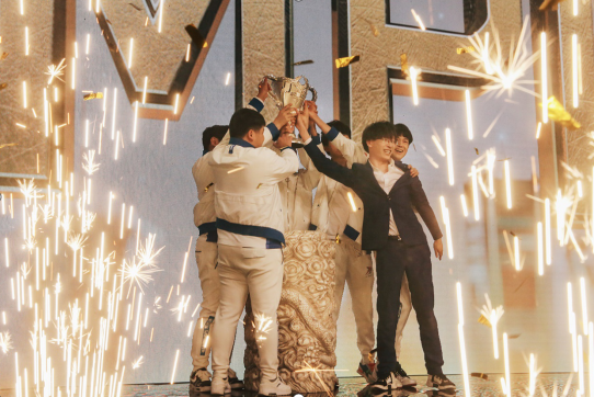 2020KPL春决赛落幕，TS在“空场”模式中夺取冠军