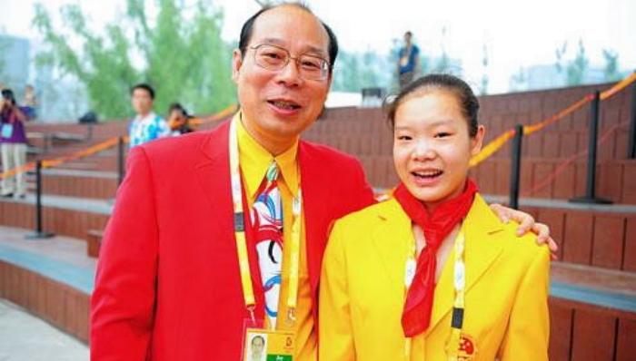 功勋教练陆善真突发心脏病逝世，曾开创中国女子体操黄金时代