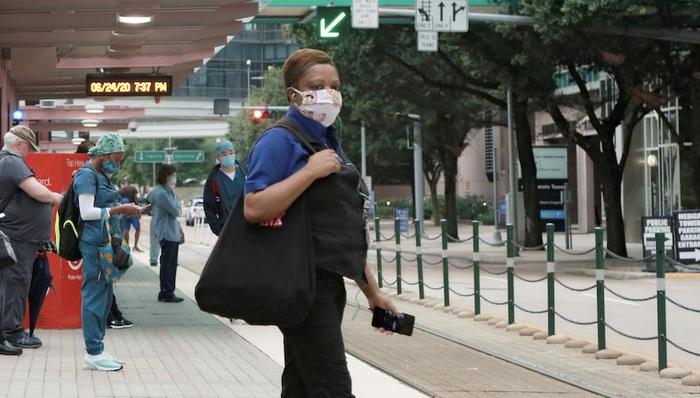 美国社会,天下故事,新冠肺炎