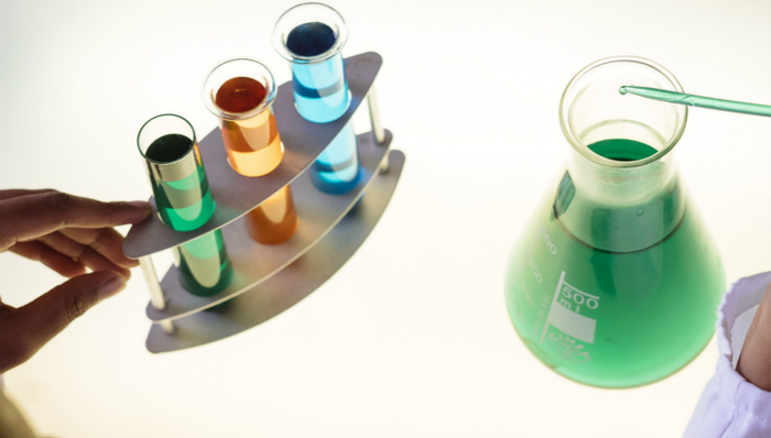 资本市场,医药,恒瑞医药,迈瑞医疗,股价,实控人,身家,王健林