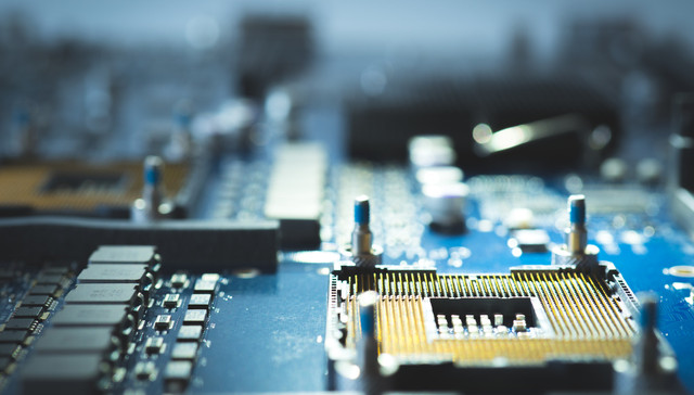 芯片巨头回A加速：中芯国际预计7月7日发行，兆易创新清仓H股大赚60%