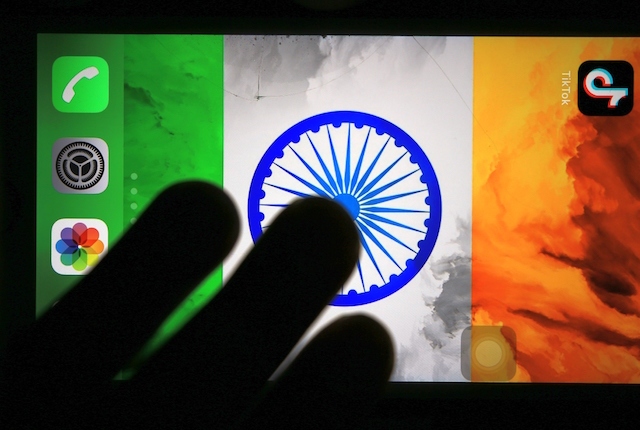 中国应用一度“统领”印度市场，突遭封禁让互联网巨头出海受挫