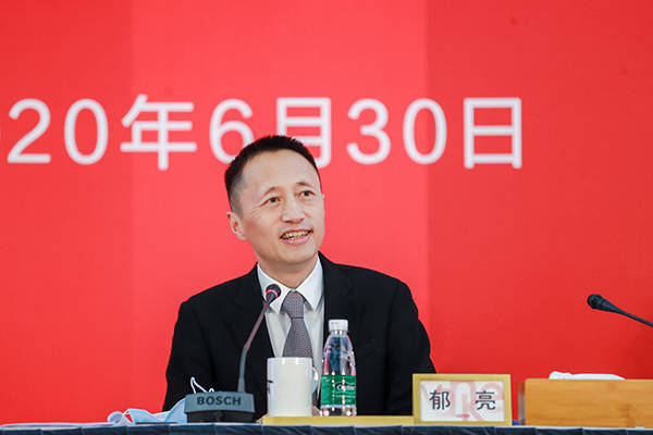 万科董事会平稳换届，郁亮强调城市更新和TOD是重点方向