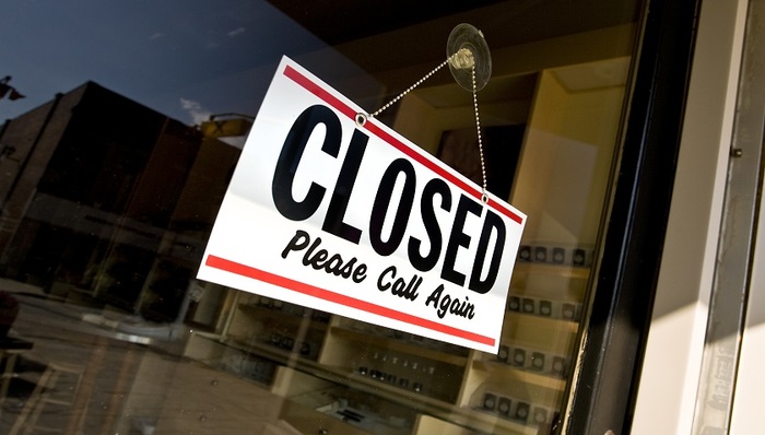 财说| 花4.5亿收购境外亏损公司，不到一年就破产，拉夏贝尔的“雷”还有多少？