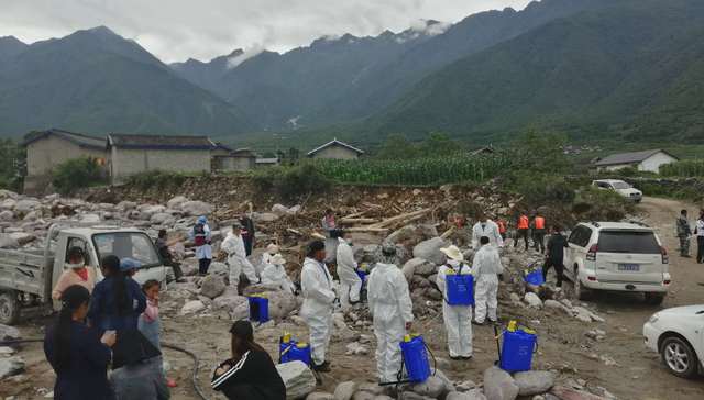 山洪，南涝北旱，地灾，冕宁