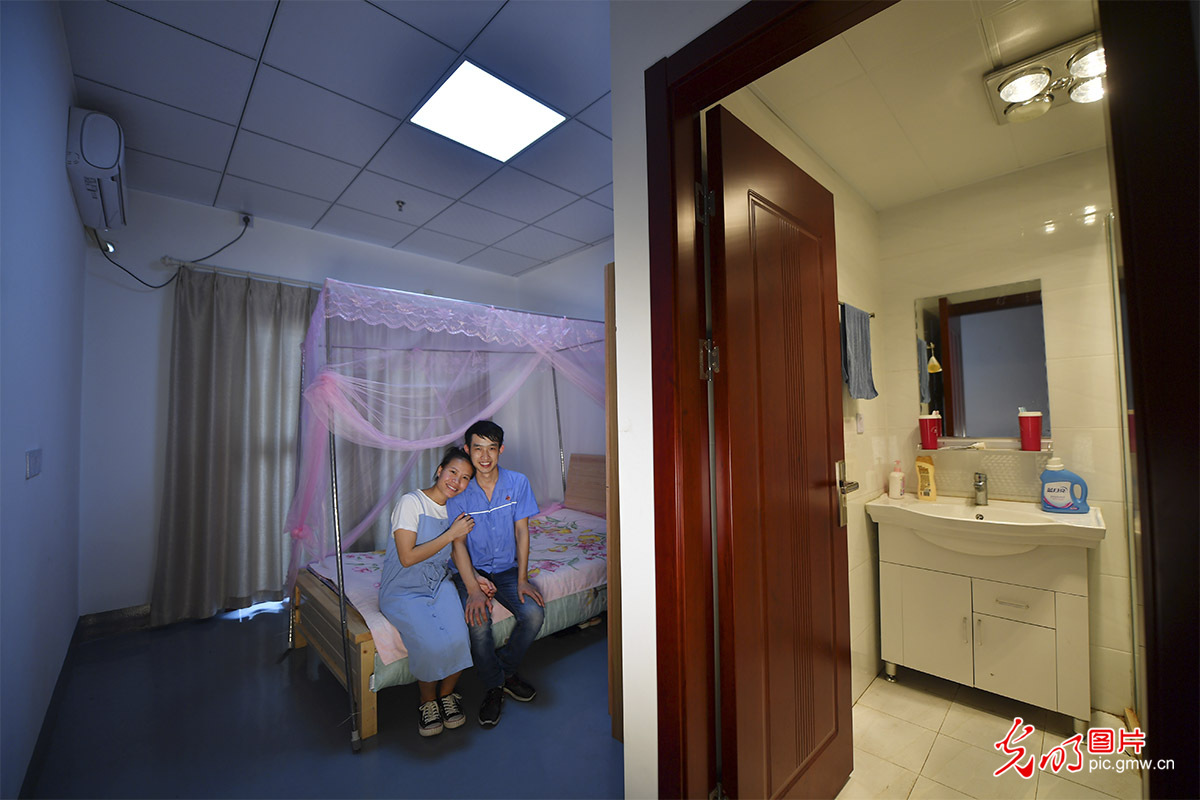 余姚“就业扶贫岗”上的贵州笑脸