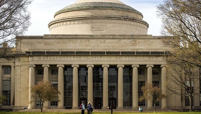 哈佛,麻省,疫情