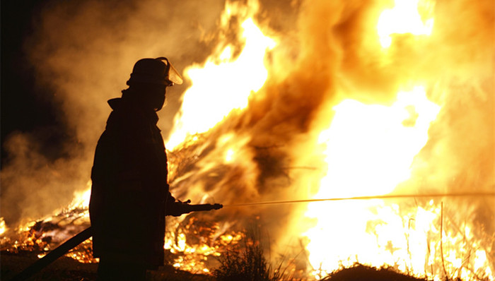 广汉鞭炮厂燃爆已致6人受伤，现场明火基本扑灭